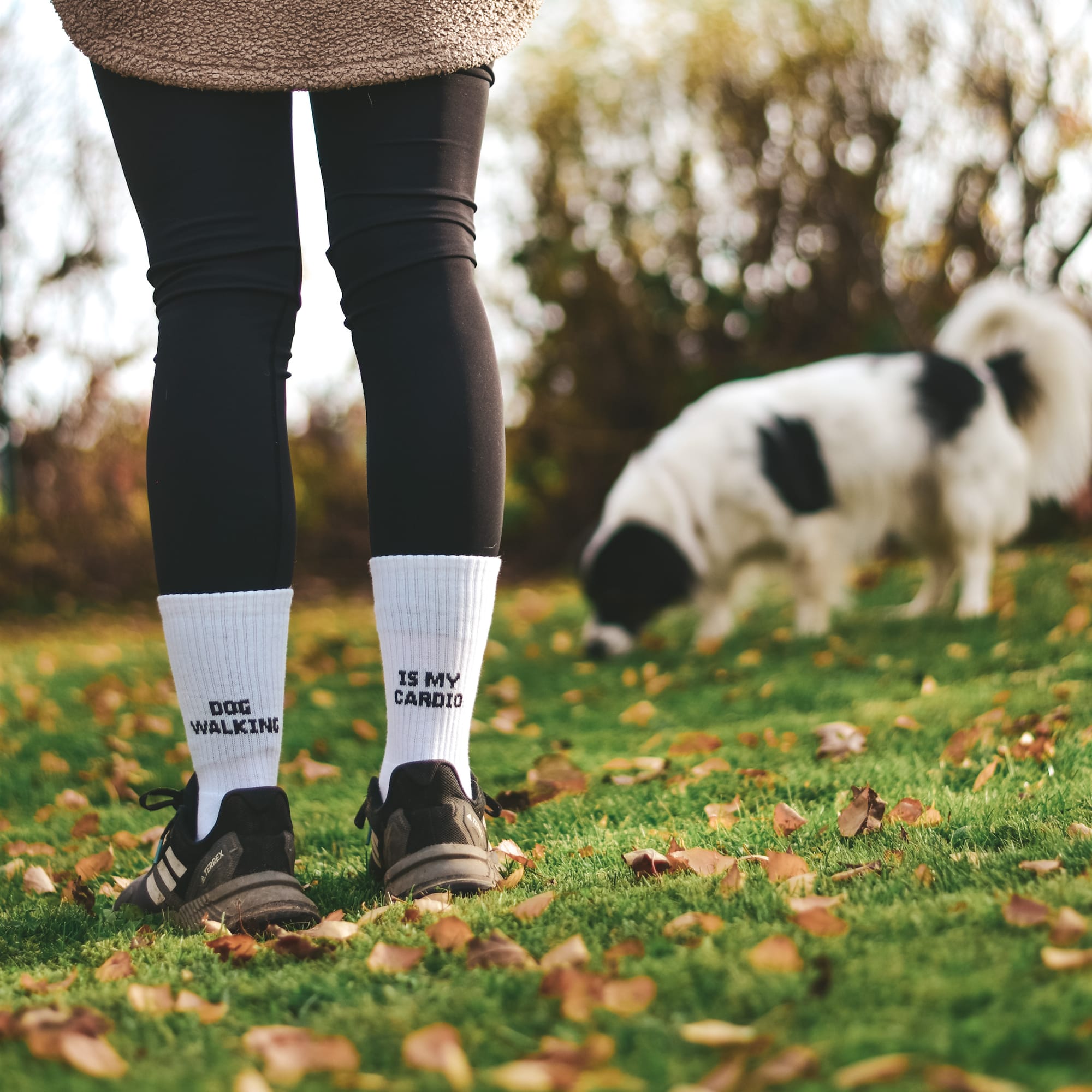 Socken "Dog walking is my cardio" – Bild 2